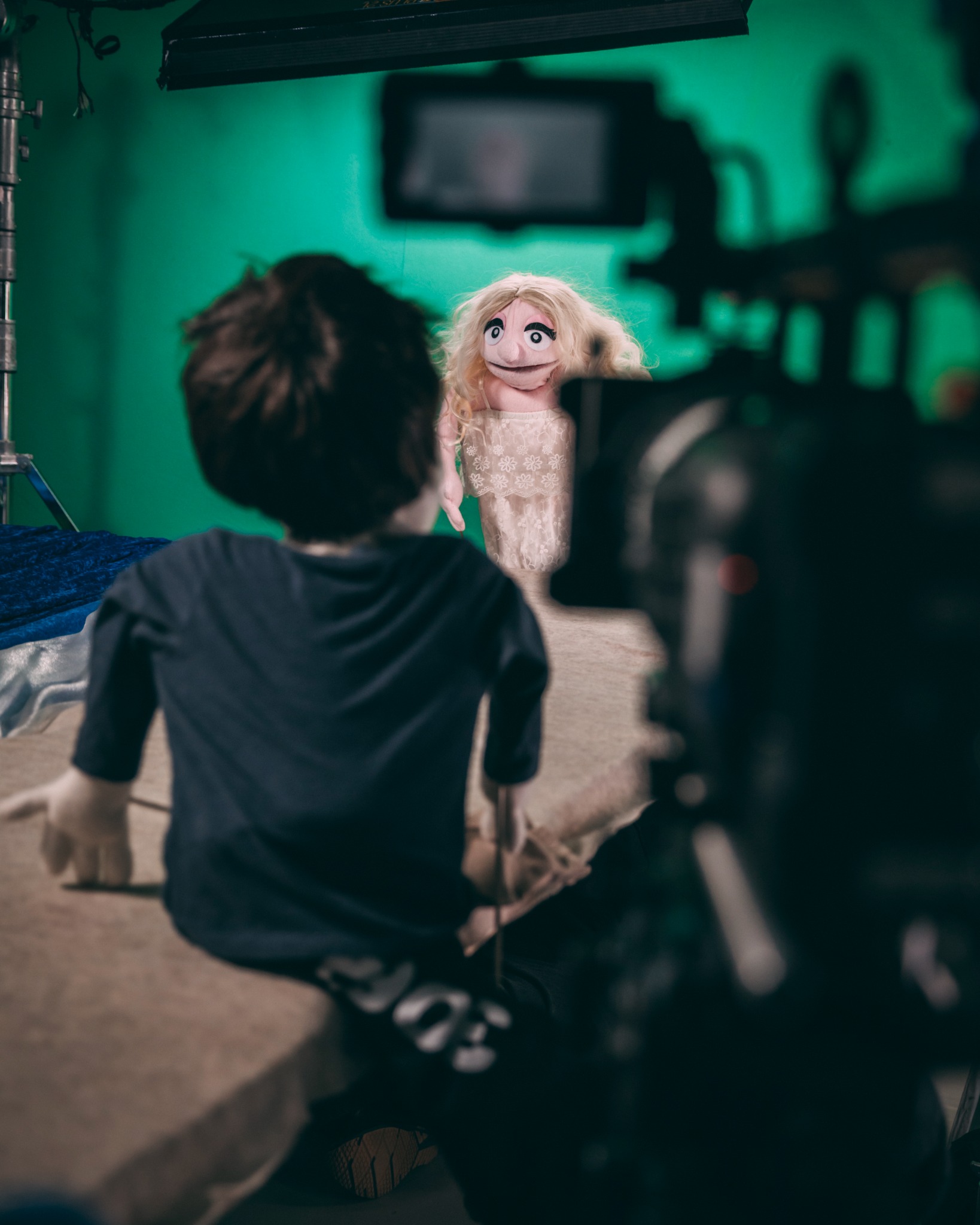 Seams of Desire puppet still